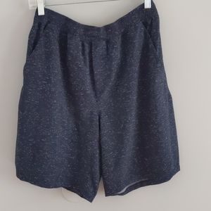 Lululemon Men's Shorts Unlined Size L Black Gray